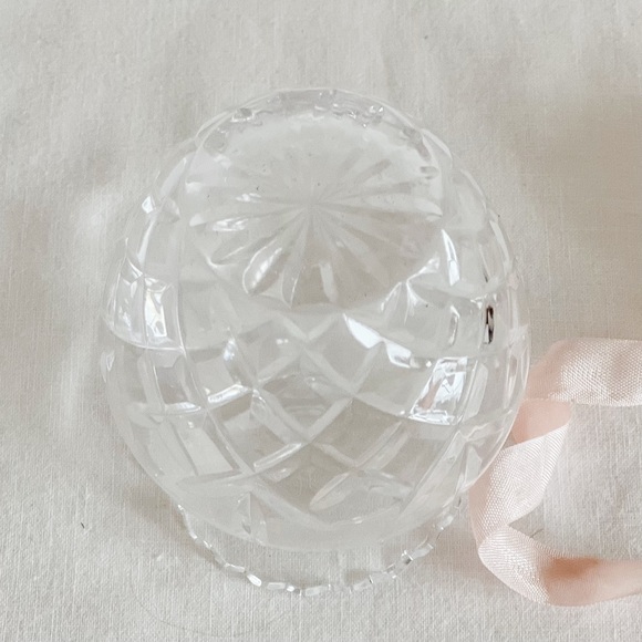 Vintage Mini Glass Flower Vase - Picture 6 of 6